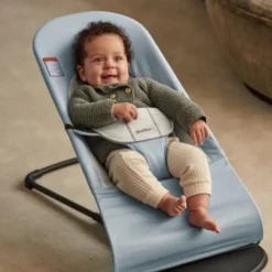 BabyBjörn Balance Soft Wipstoel – Geweven Jersey – Blauw Grijs